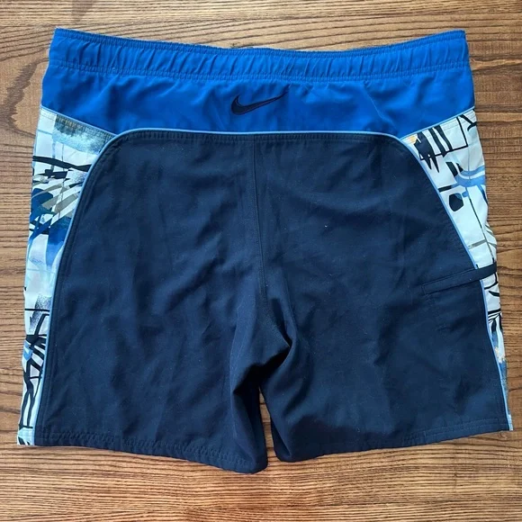 Nike Tropical Print Blue 8” Inseam Swim Trunks - Picture 2 of 8